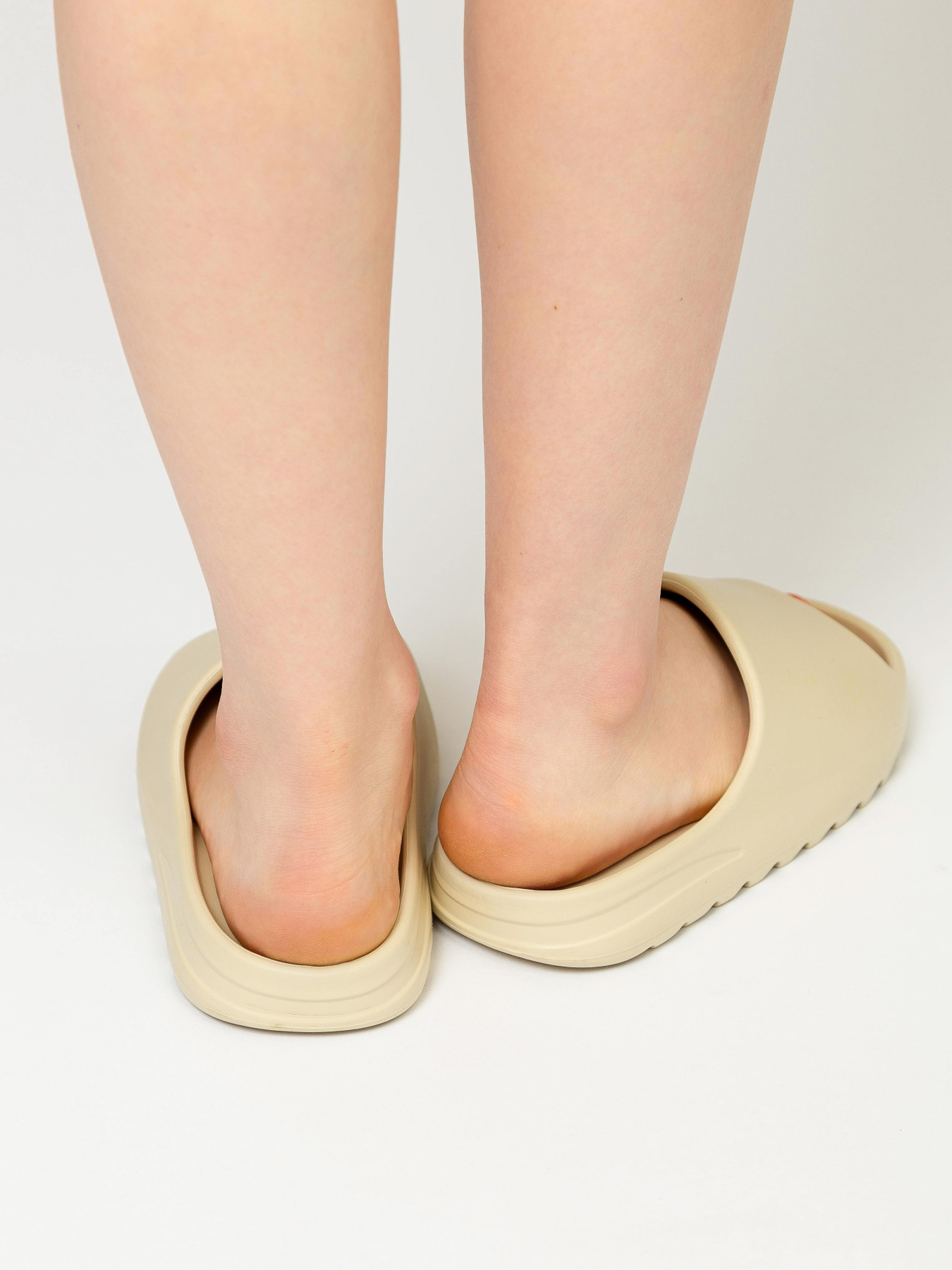 Шлёпанцы Famo модель SL-1450_01 Фото