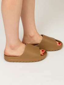 Шлёпанцы Famo модель SL-1450_02 Фото