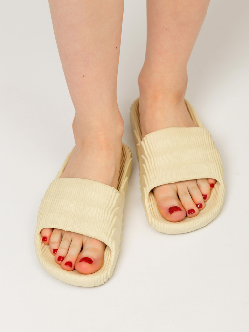 Шлёпанцы Famo модель SL-1460_01 Фото