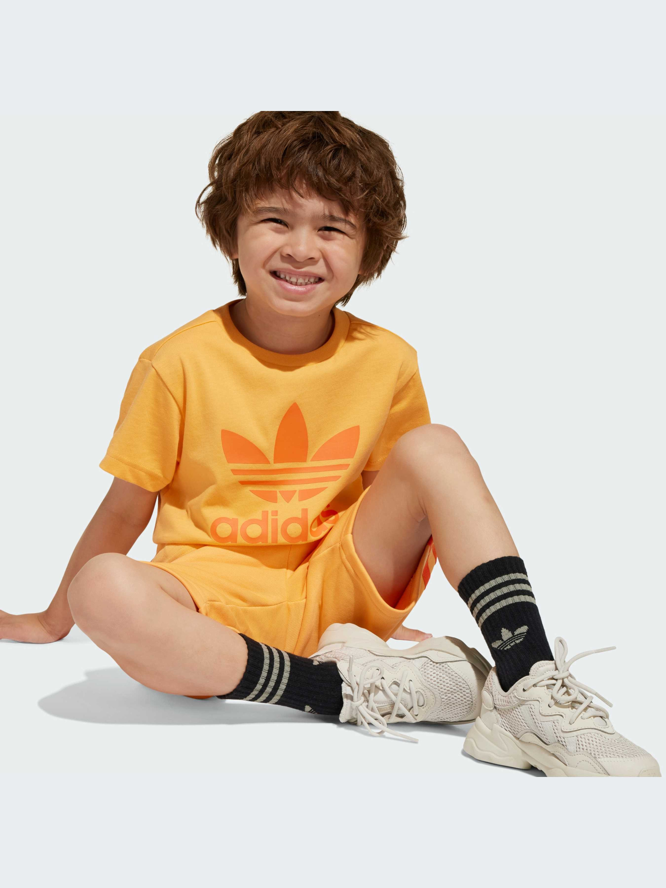 Костюмы Adidas Adicolor модель JC9162-KZ Фото