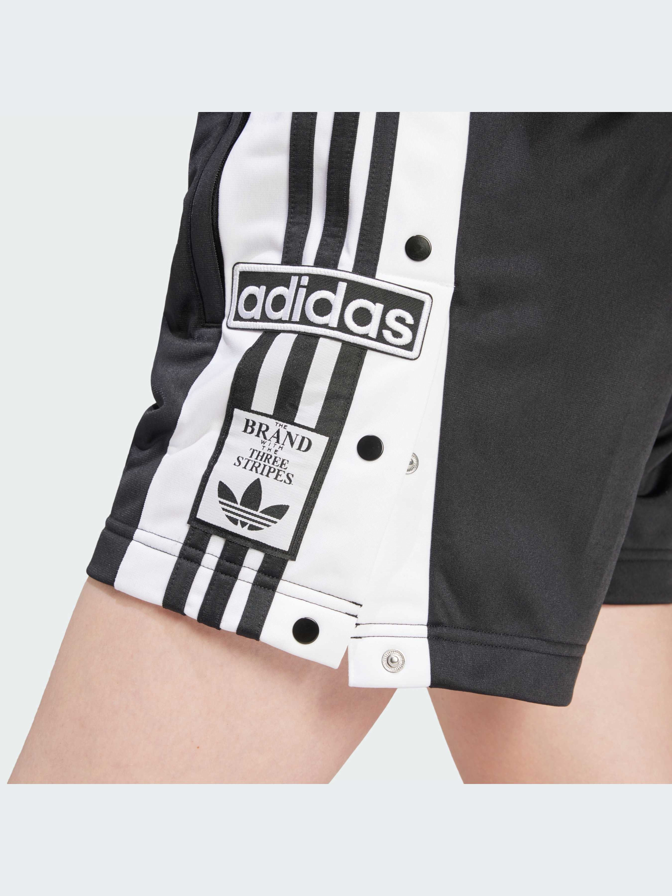 Шорты Adidas Adicolor модель IU2518-KZ Фото