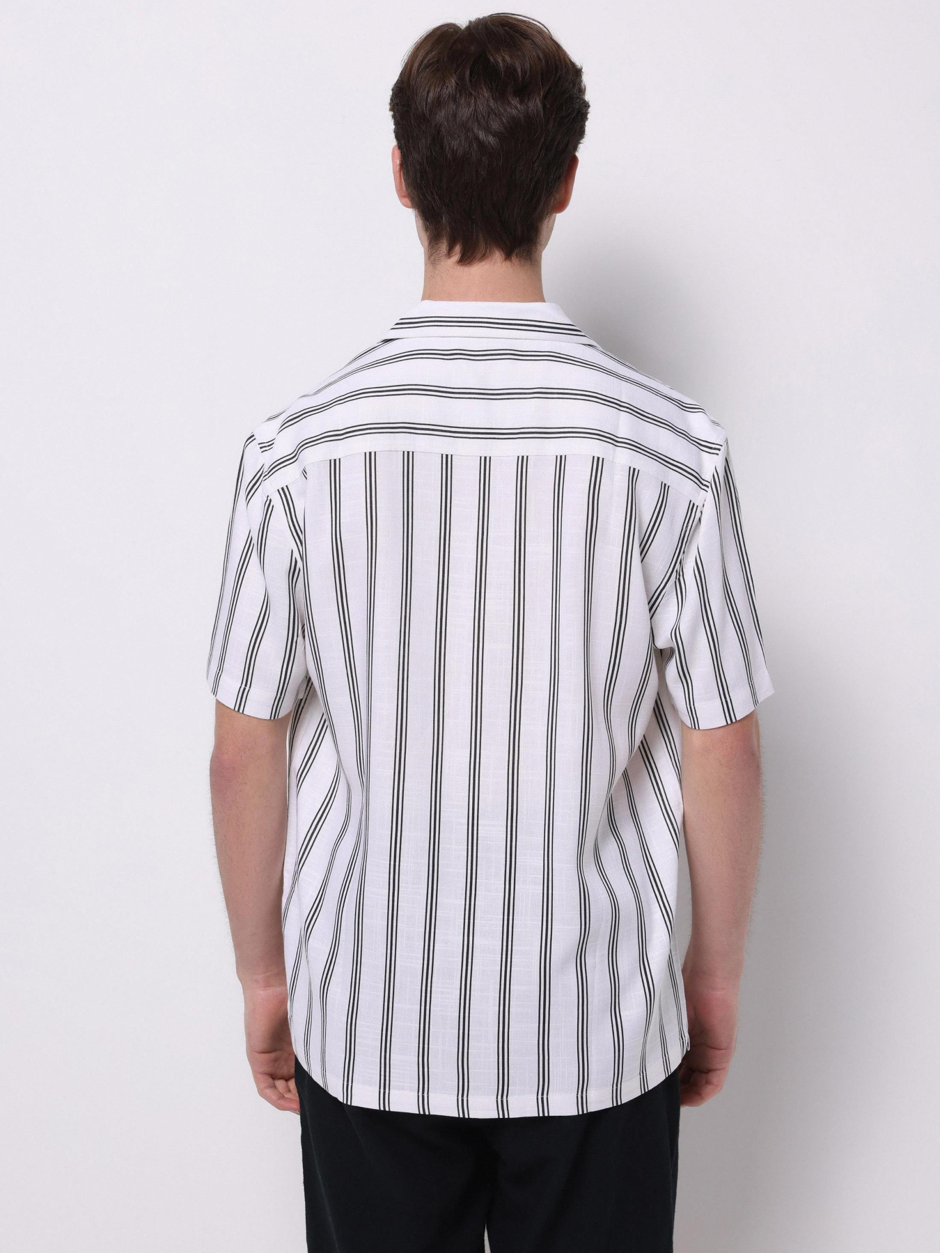 Сорочки Colin’s модель CL1073856_Q1.V1_WSD Фото