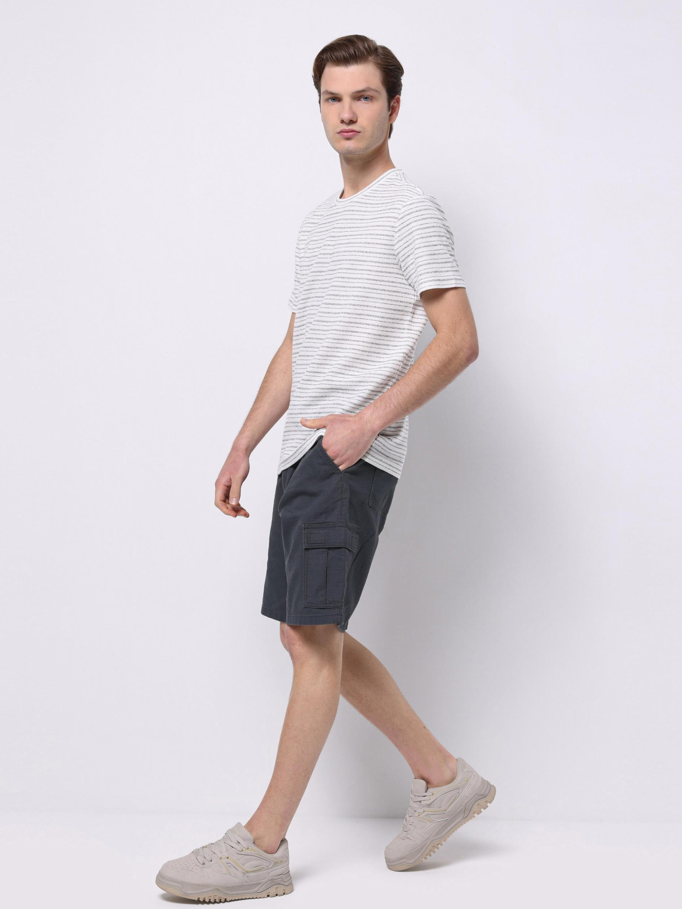 Шорти Colin’s модель CL1074525_Q1.V1_ANT Фото