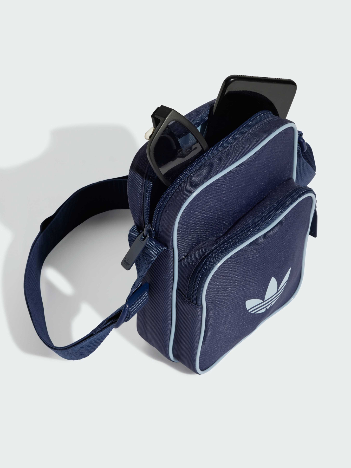 Мессенджер Adidas модель JD5544 Фото