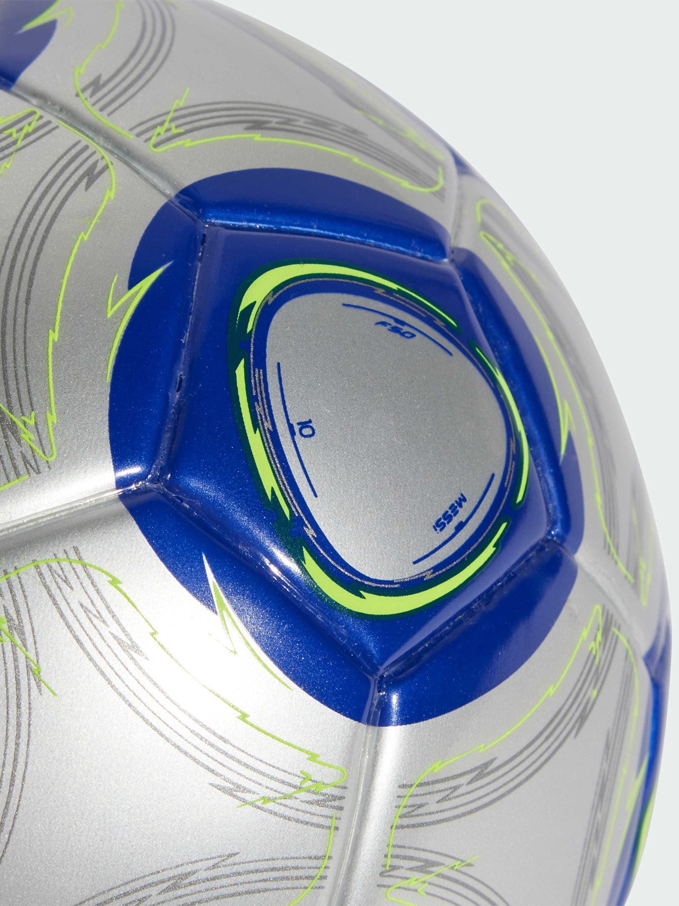 М'ячі Adidas модель JE6456 М'ячі Adidas модель JE6456 Фото