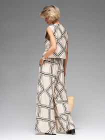 Повсякденний костюм VIVA WEAR модель 3808-jilet-milk Фото