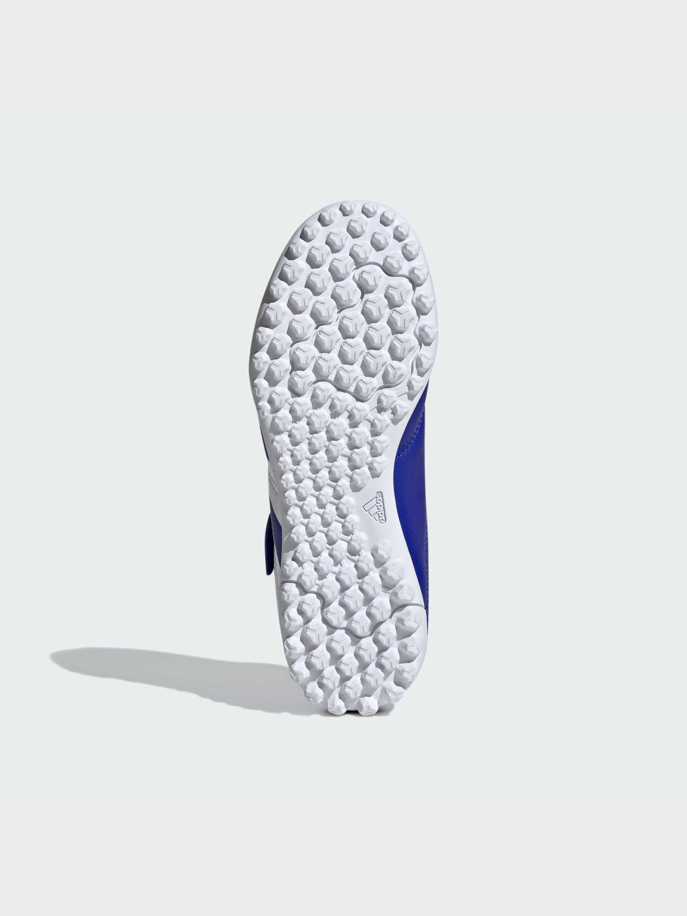 Бутсы Adidas Predator модель IF6421 Бутсы Adidas Predator модель IF6421 Фото