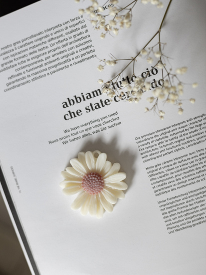 Candle Design ­Ароматичне саше "Ромашка", аромат - Midnight Blackberry (Опівнічна ожина), з натурального оливкового воску модель 160.2002 — фото - INTERTOP