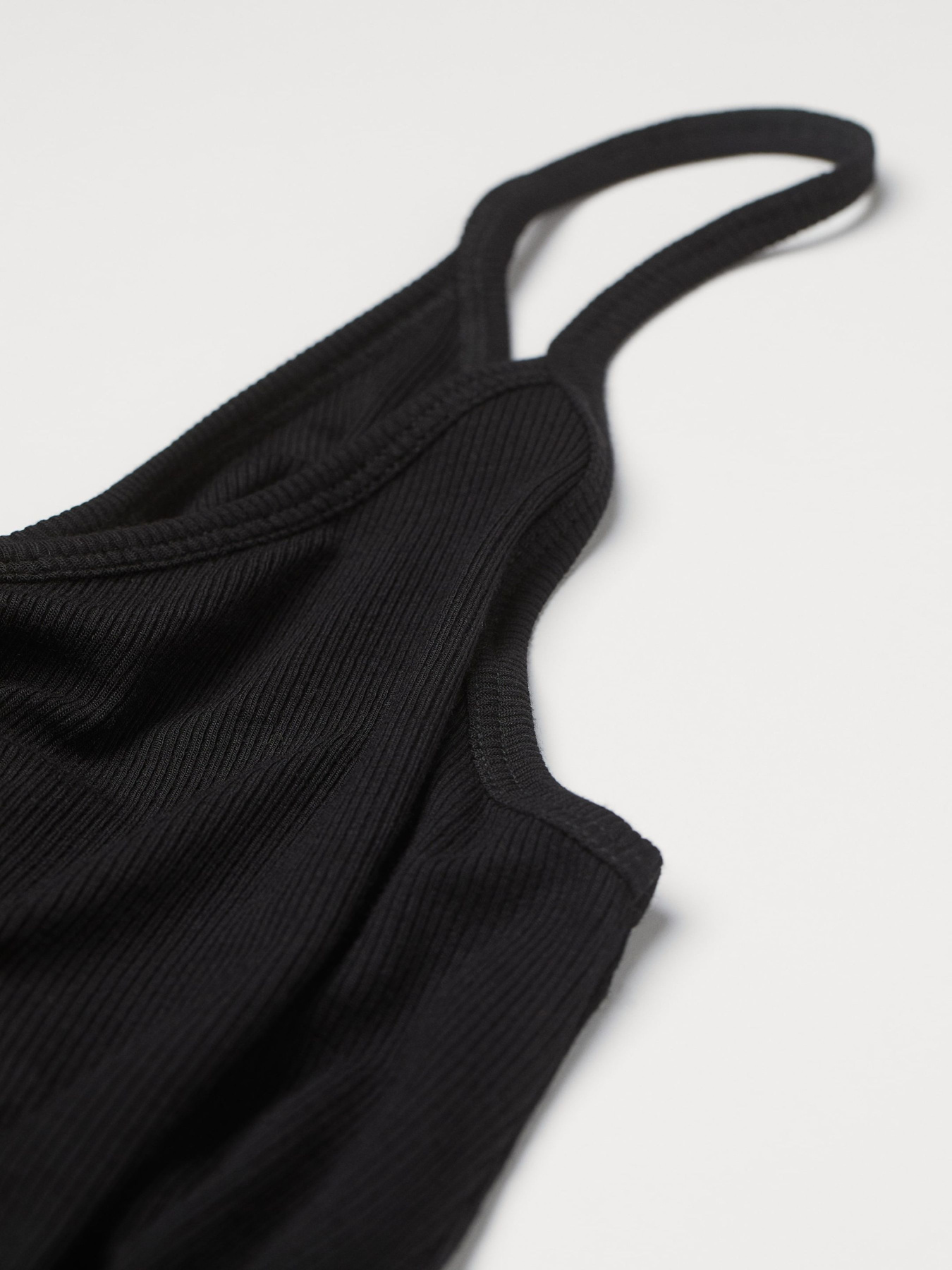 Платье миди H&M модель 77049 Платье миди H&M модель 77049 Фото