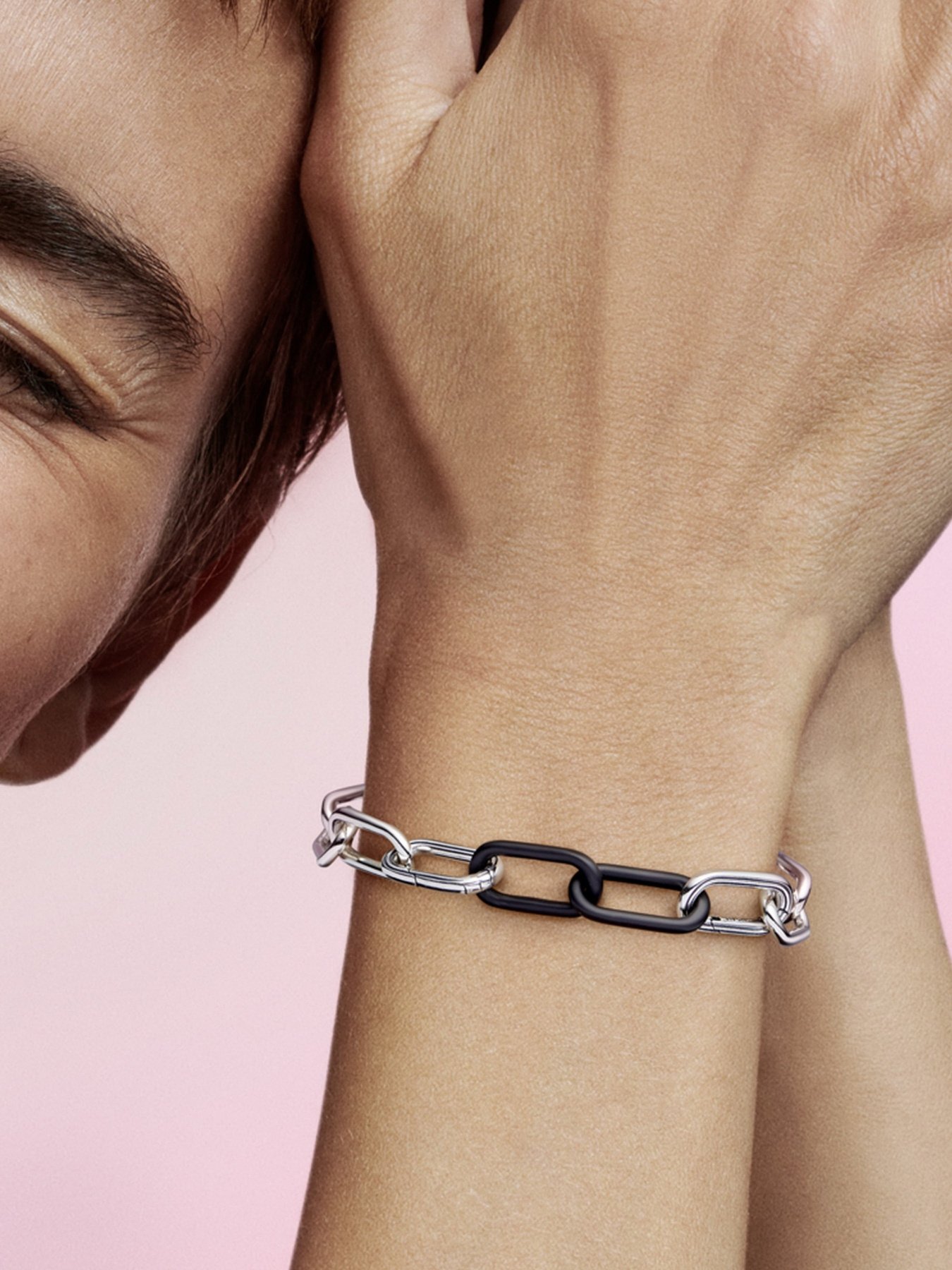 Класичні PANDORA Me модель 799660C03 Фото