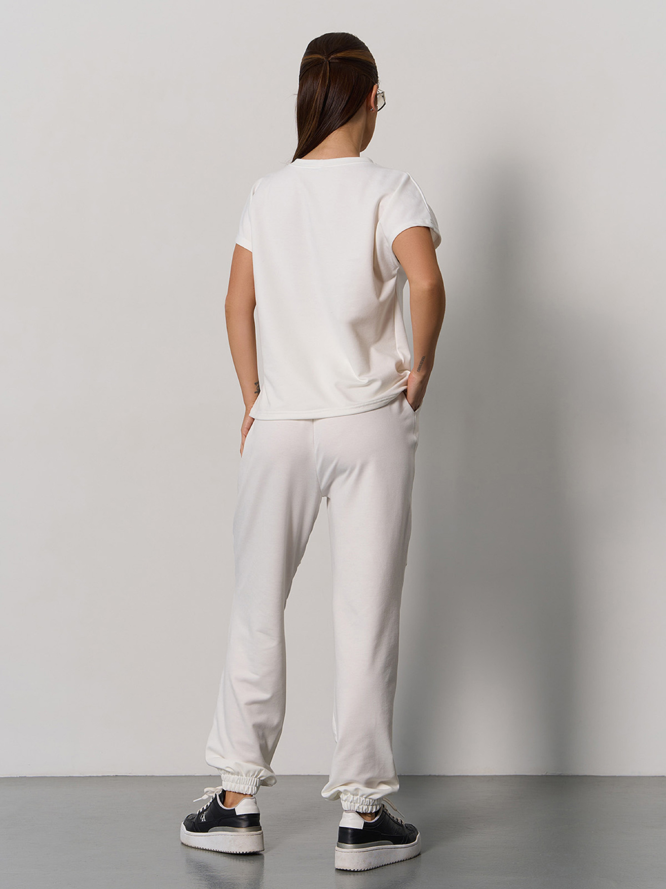 Спортивный костюм ISSA Plus модель 15057_молочный Фото