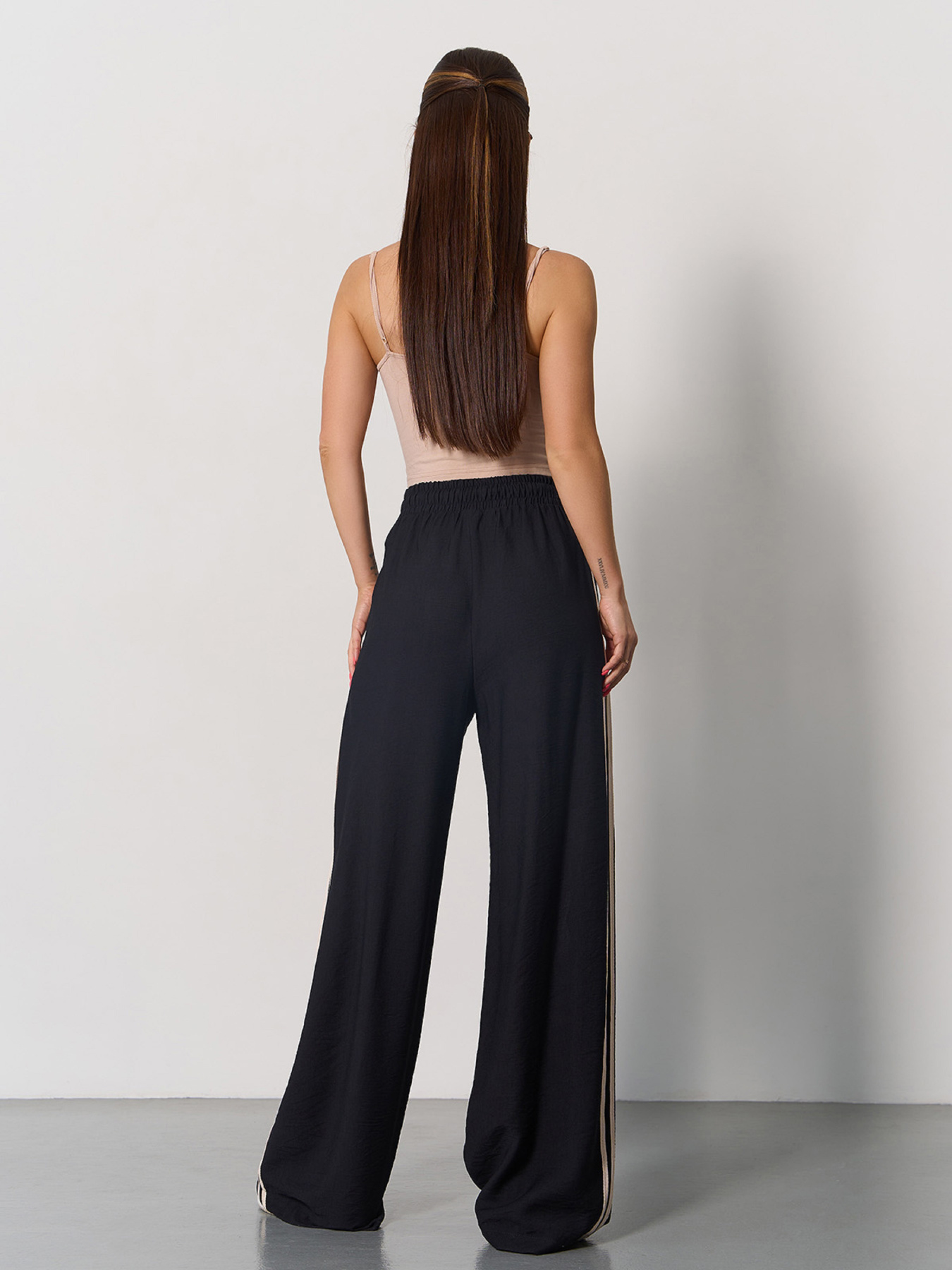 Штани палаццо ISSA Plus модель 15176_черный Фото