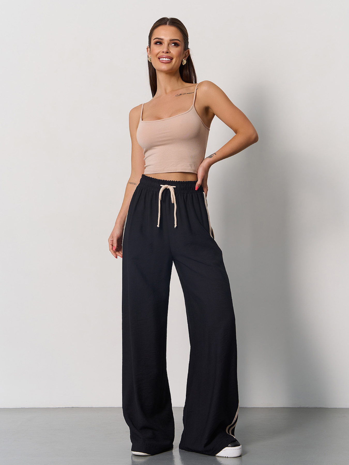 Штани палаццо ISSA Plus модель 15176_черный Фото