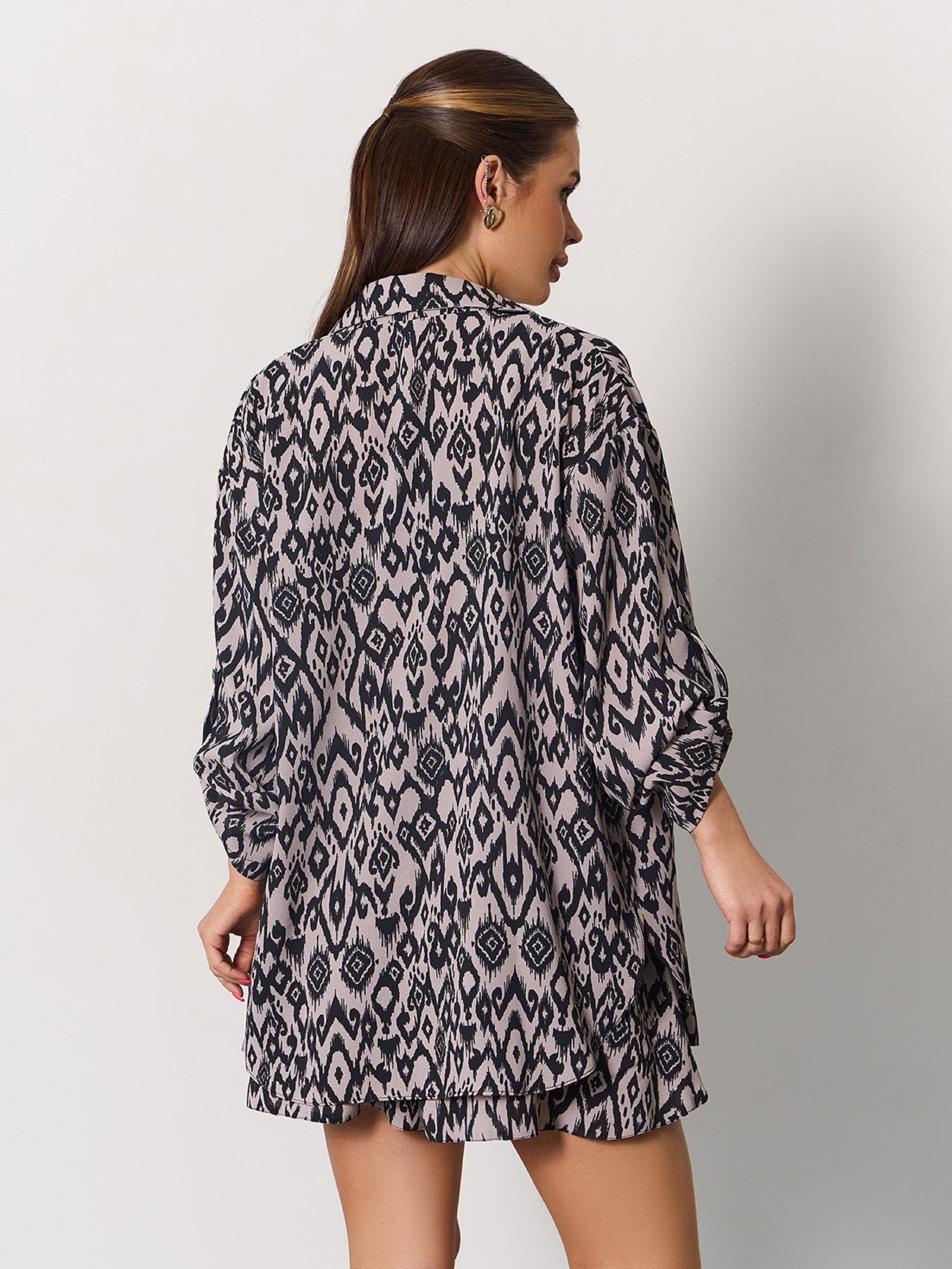 Повсякденний костюм ISSA Plus модель SA-620_черный_бежевый Фото