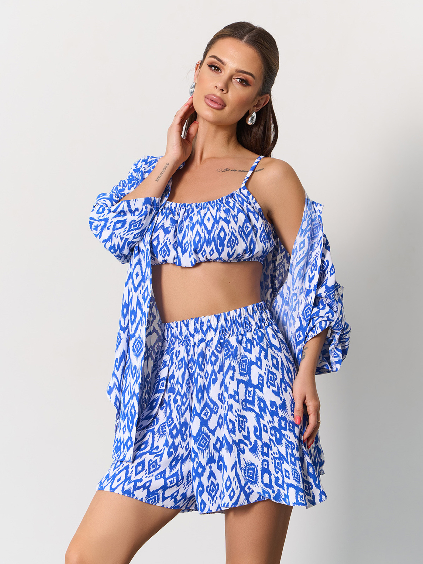 Повседневный костюм ISSA Plus модель SA-620_белый_синий Фото