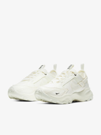 Кросівки NIKE модель DD9682.100 Фото