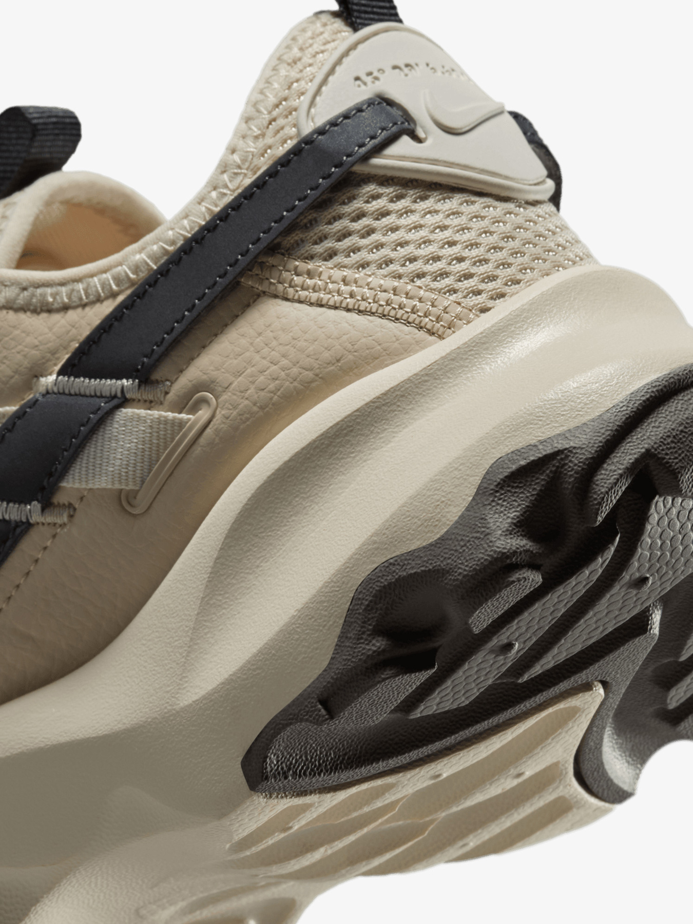 Кросівки NIKE модель DD9682.200 Фото