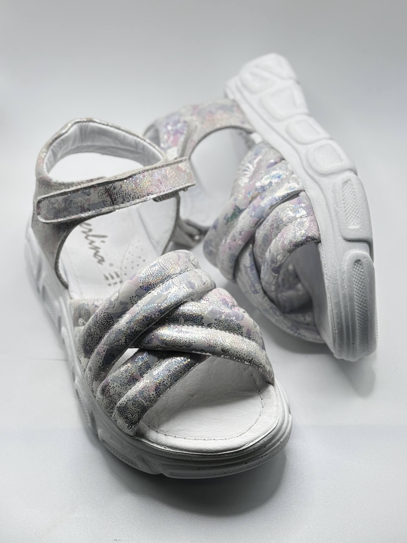 Сандалии Perlina модель 114blesk25 Сандалии Perlina модель 114blesk25 Фото