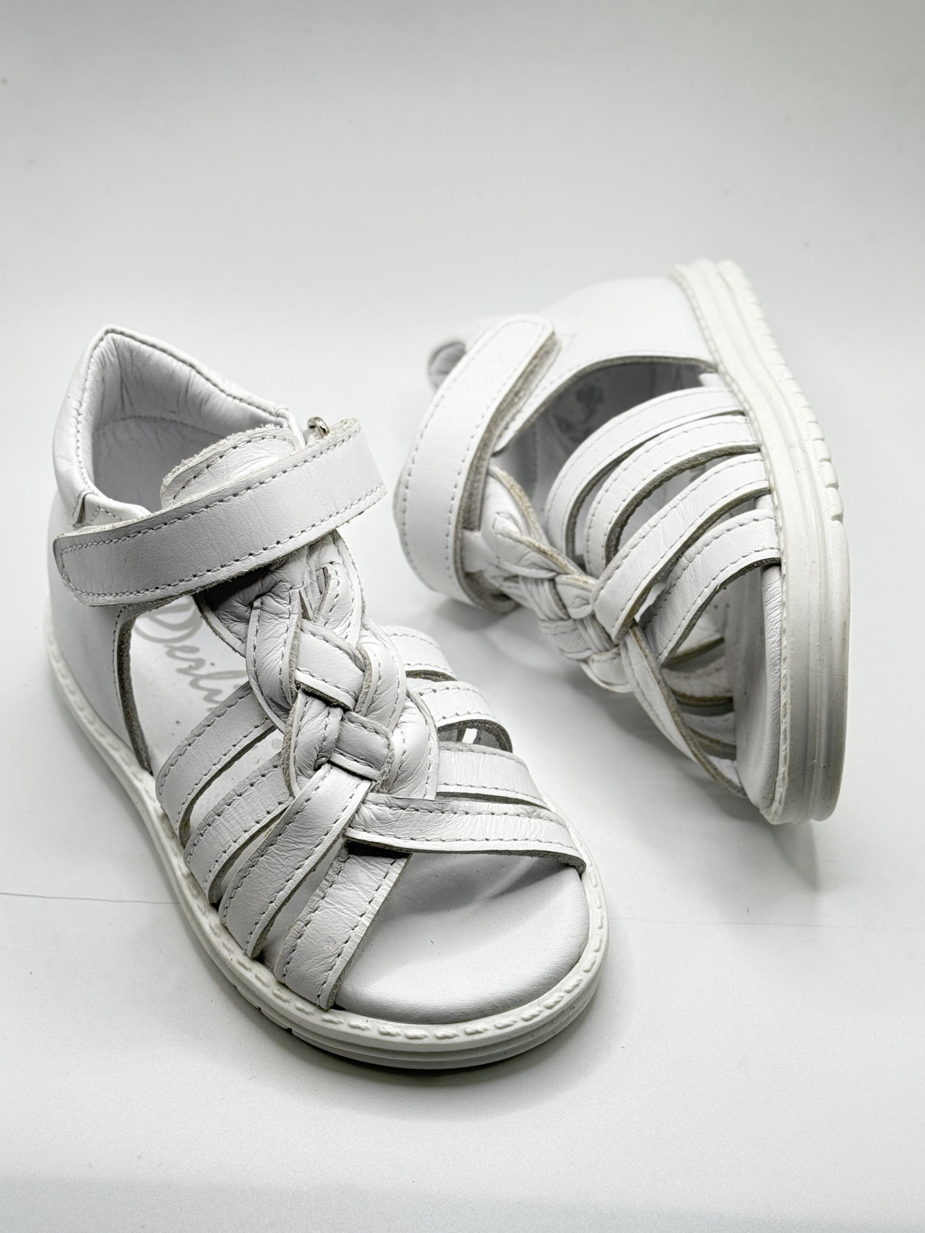 Сандалії Perlina модель 23beliy Фото