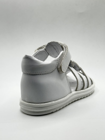 Сандалии Perlina модель 23beliy Сандалии Perlina модель 23beliy Фото