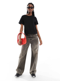 Футболка Monki модель 77064 Футболка Monki модель 77064 Фото