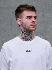 Футболка Without модель 8049674 Фото