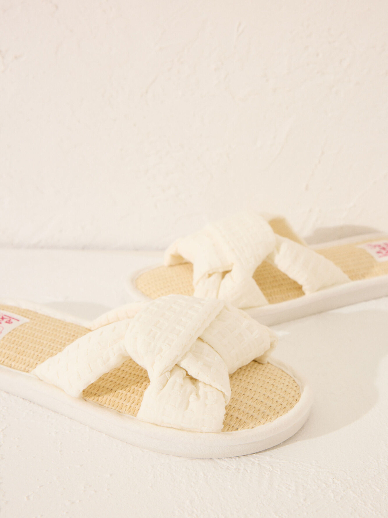 Капці Women'secret модель 4999709-99 Фото