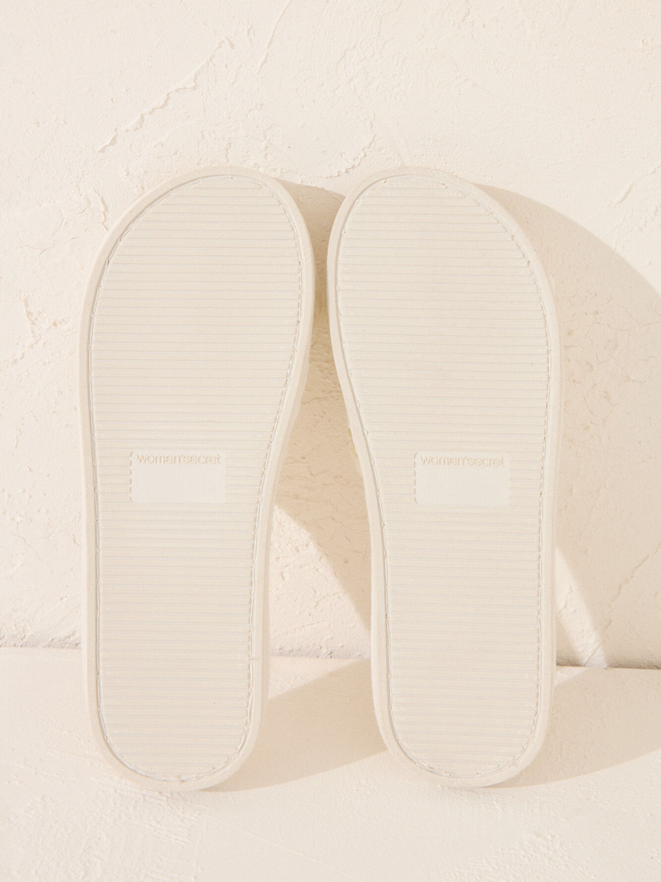 Капці Women'secret модель 4999709-99 Фото