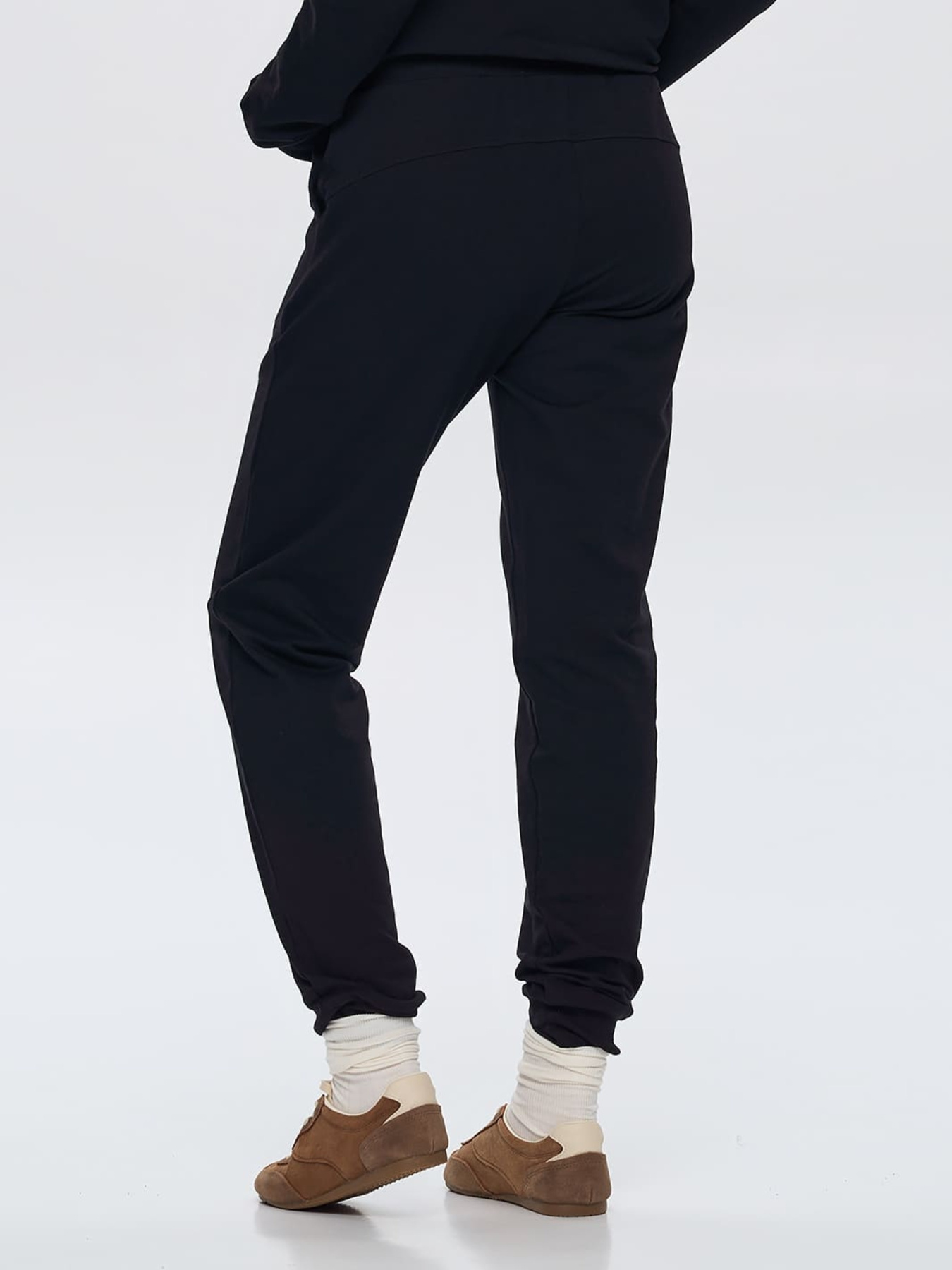 Спортивні штани Роза модель 200124_black Фото