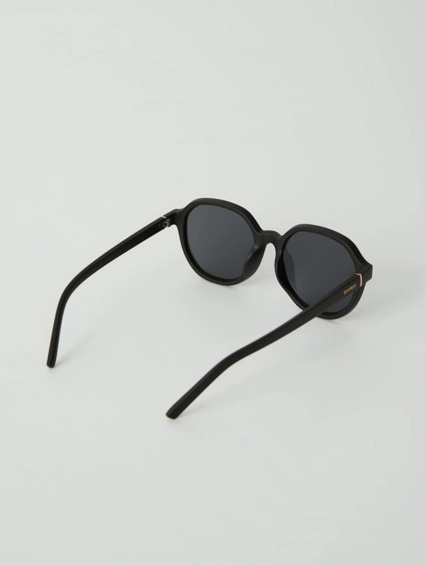 Солнцезащитные очки DIVERSE модель 10042052 Фото