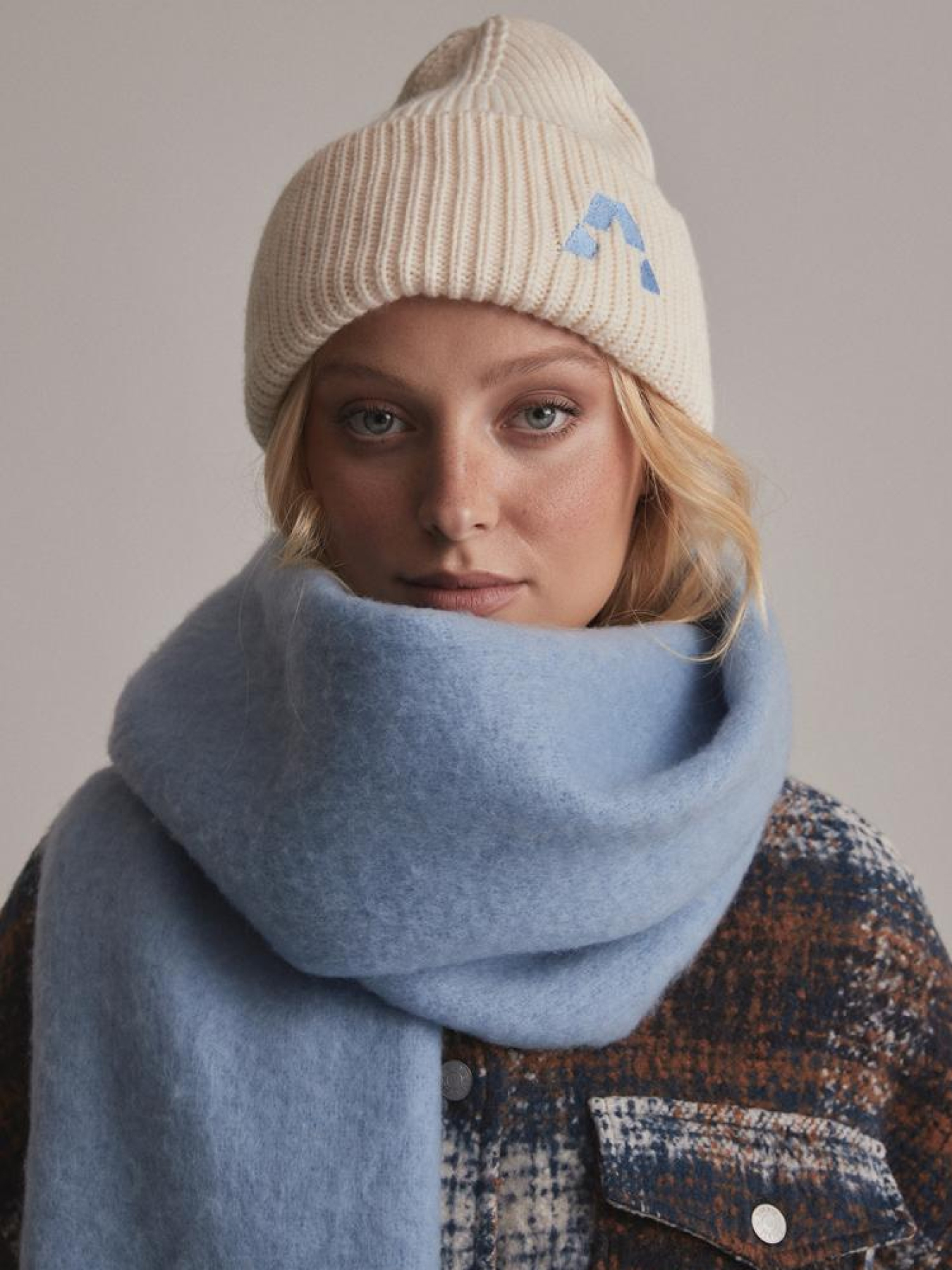 Шарф DIVERSE модель 10043500 Шарф DIVERSE модель 10043500 Фото