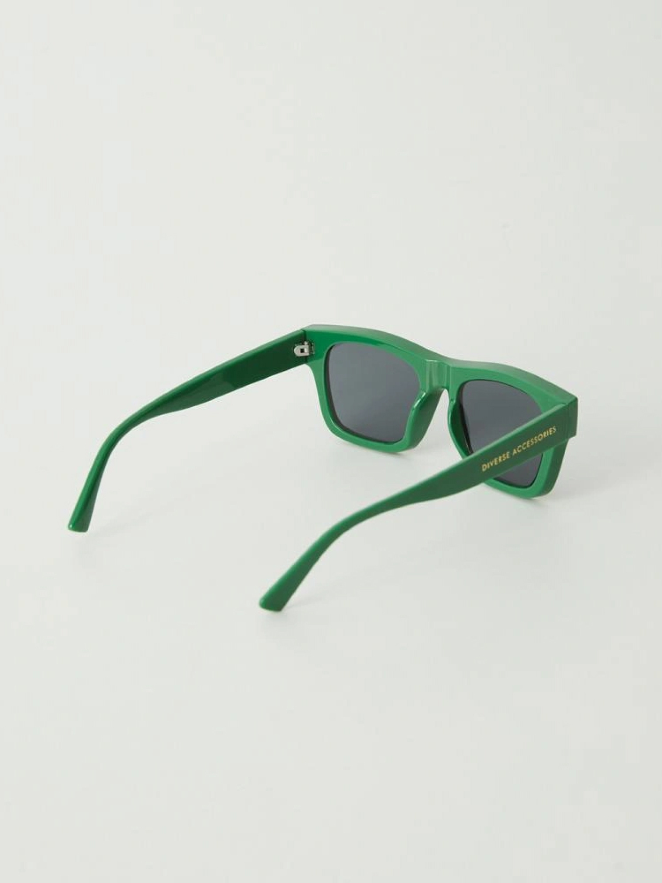 Солнцезащитные очки DIVERSE модель 10044779 Фото