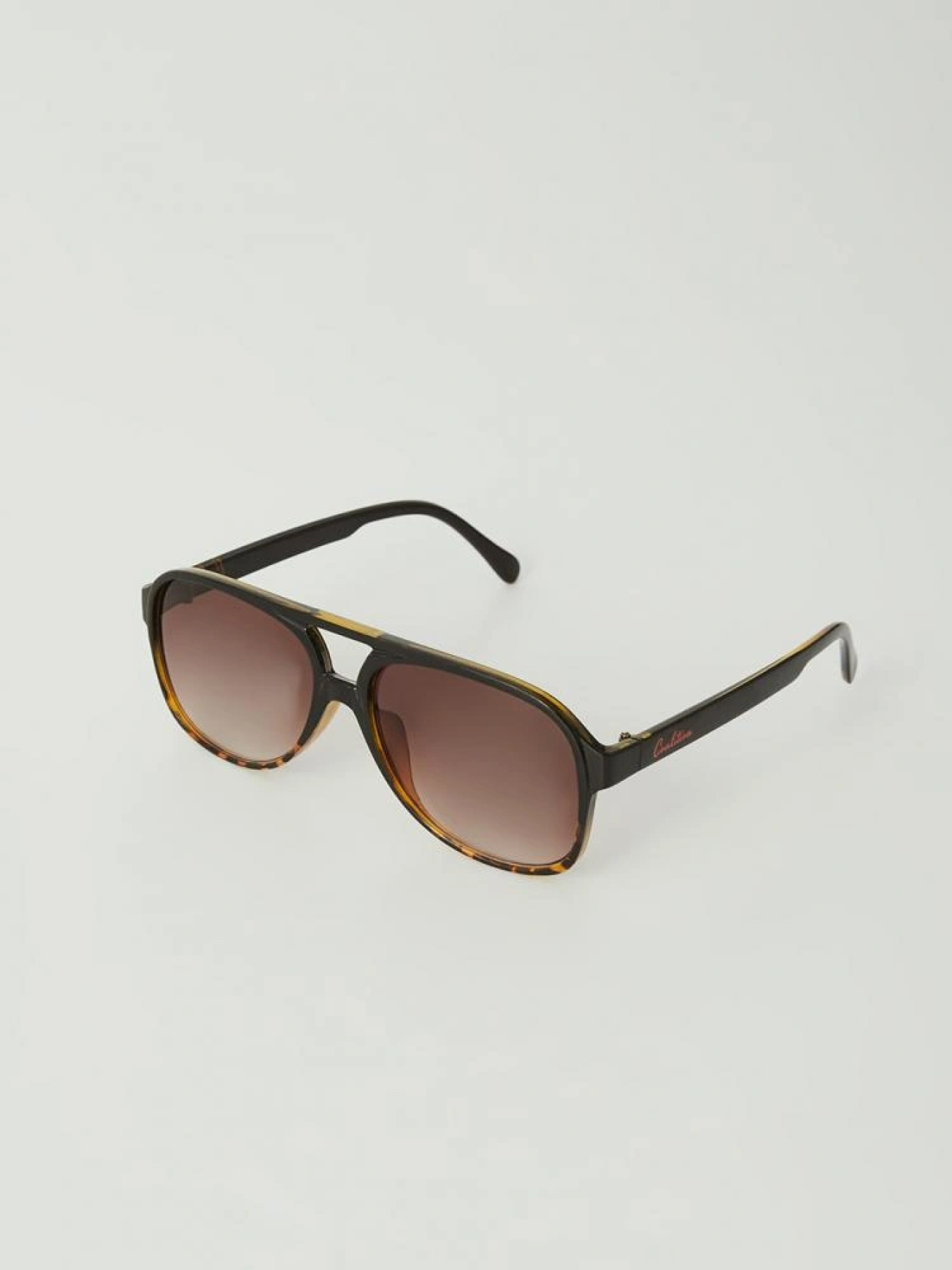 Солнцезащитные очки DIVERSE модель 10044780 Фото