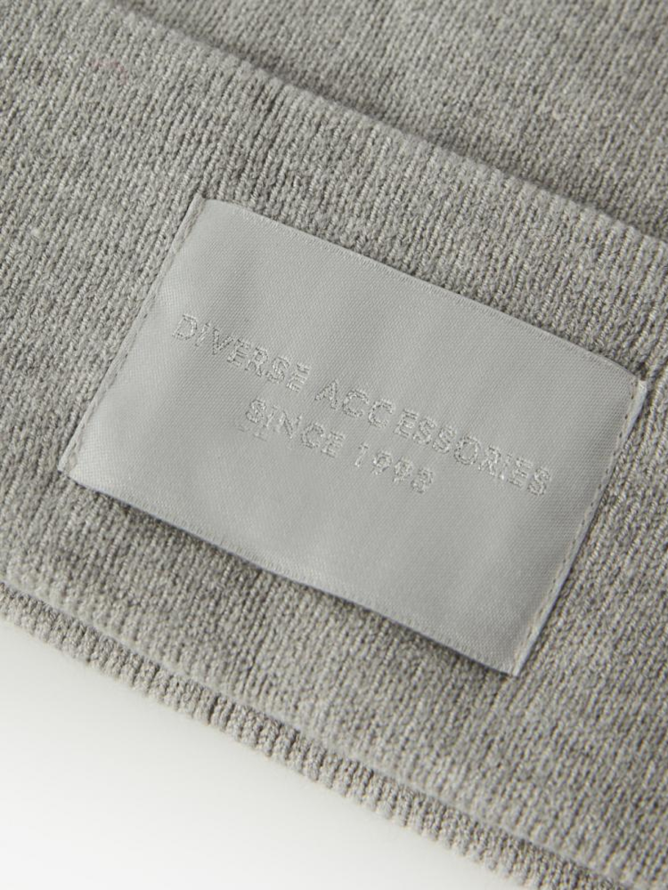 Шапка DIVERSE модель 10045422 Фото