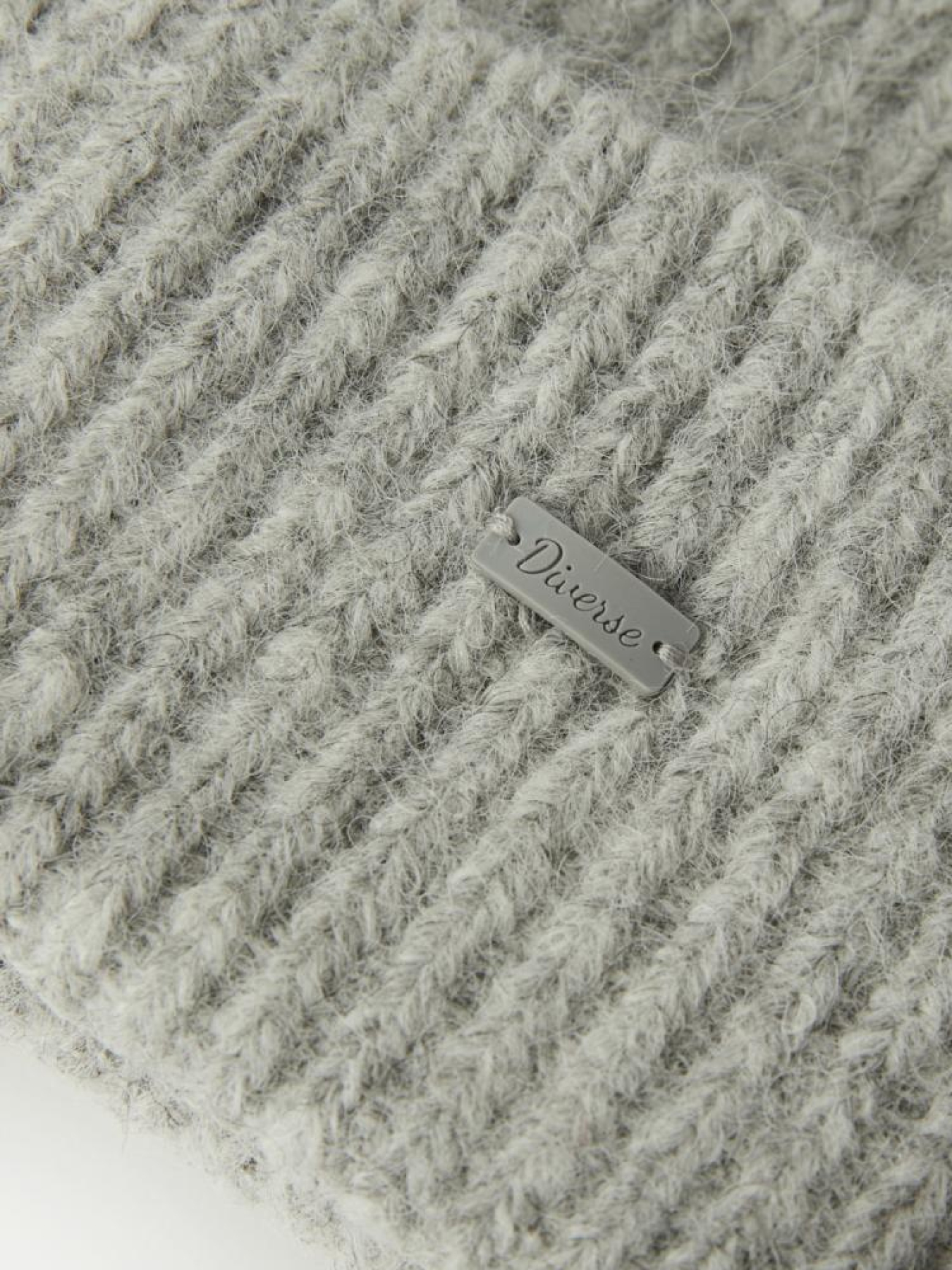 Шапка DIVERSE модель 10045418 Фото