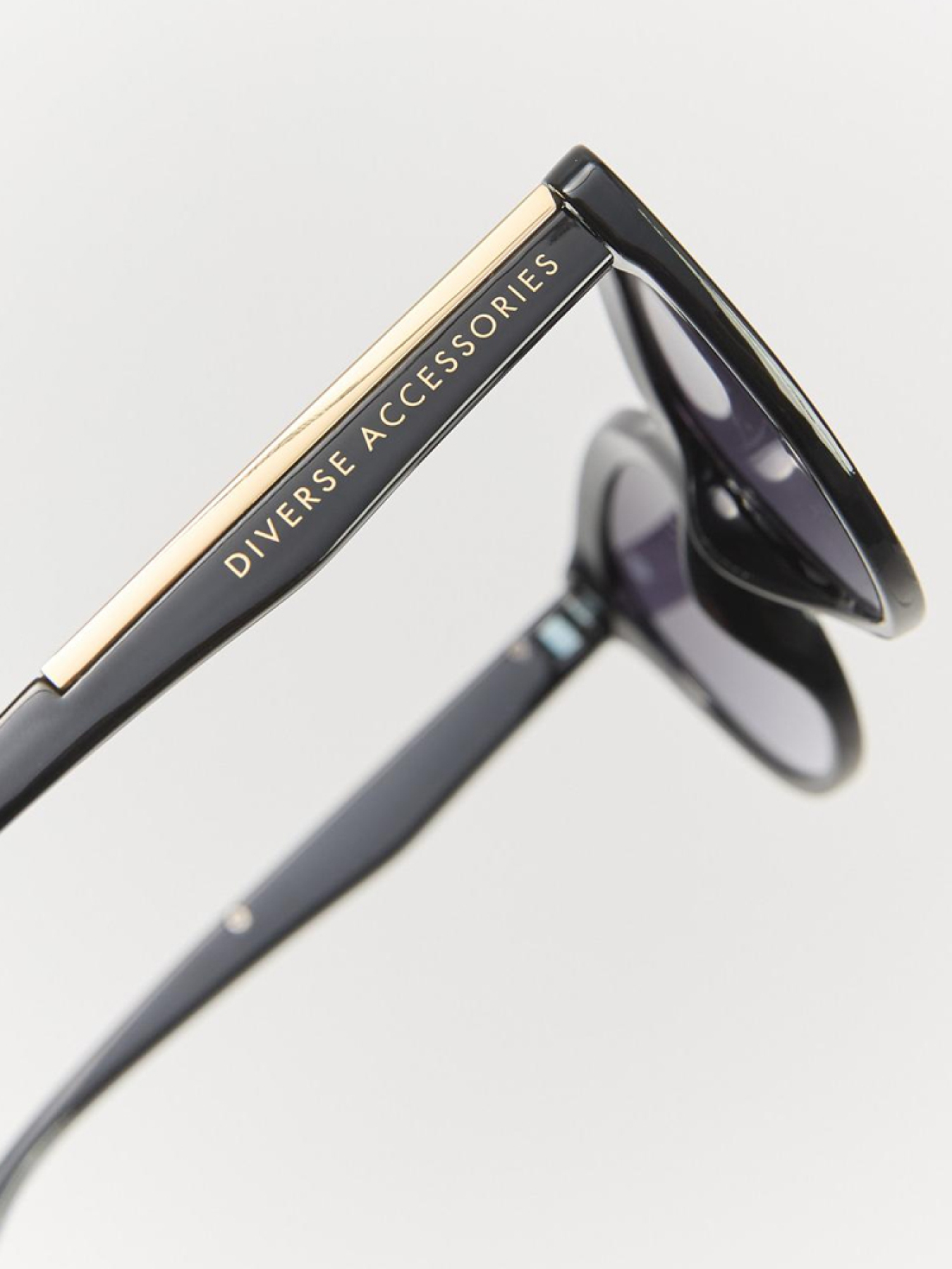 Сонцезахисні окуляри DIVERSE модель 10046589 Фото