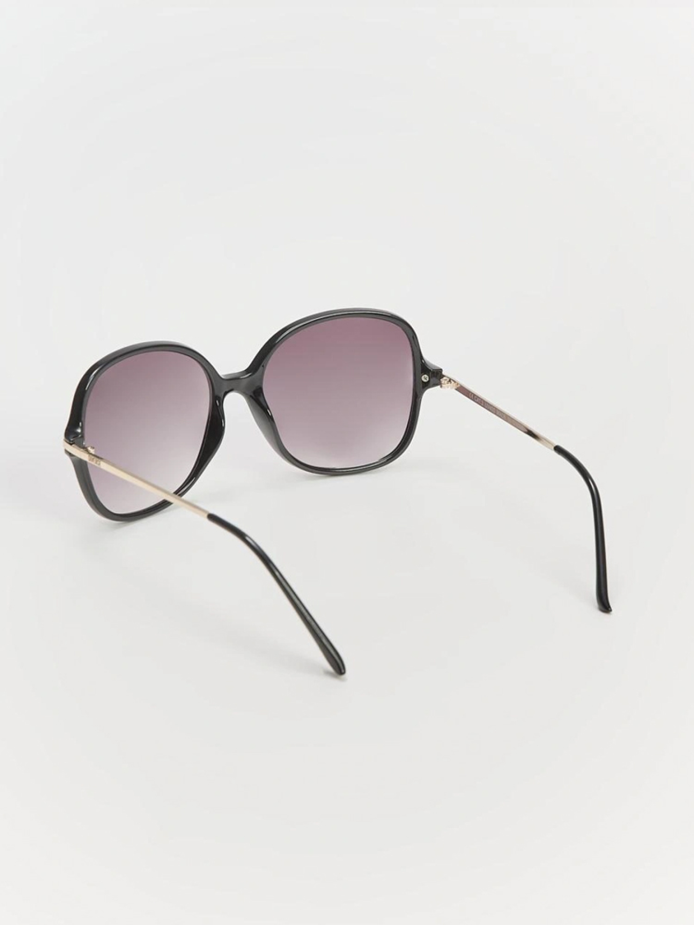 Солнцезащитные очки DIVERSE модель 10046591 Фото