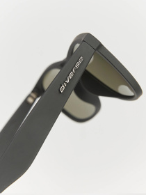 Солнцезащитные очки DIVERSE модель 10046551 Фото