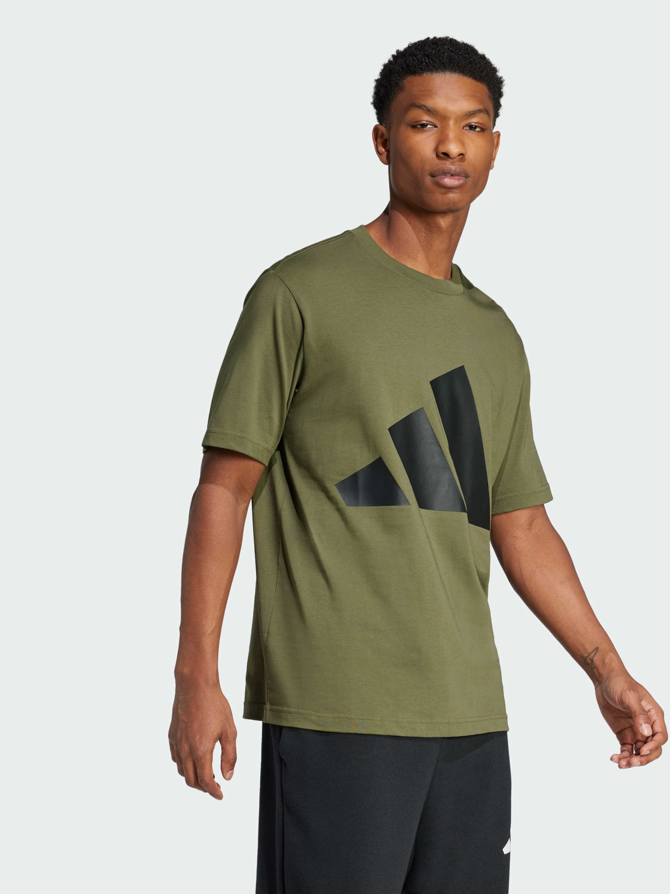 Футболка Adidas модель JE8931 Фото