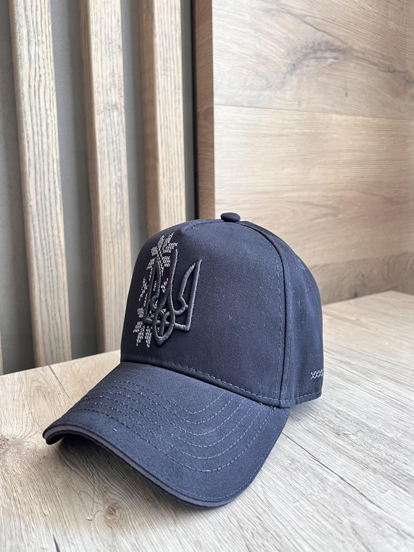 Кепка MarSe модель marse-takticheskaq-kepka-bejsbolka-traker-vshivka-s-ch-chernj Фото