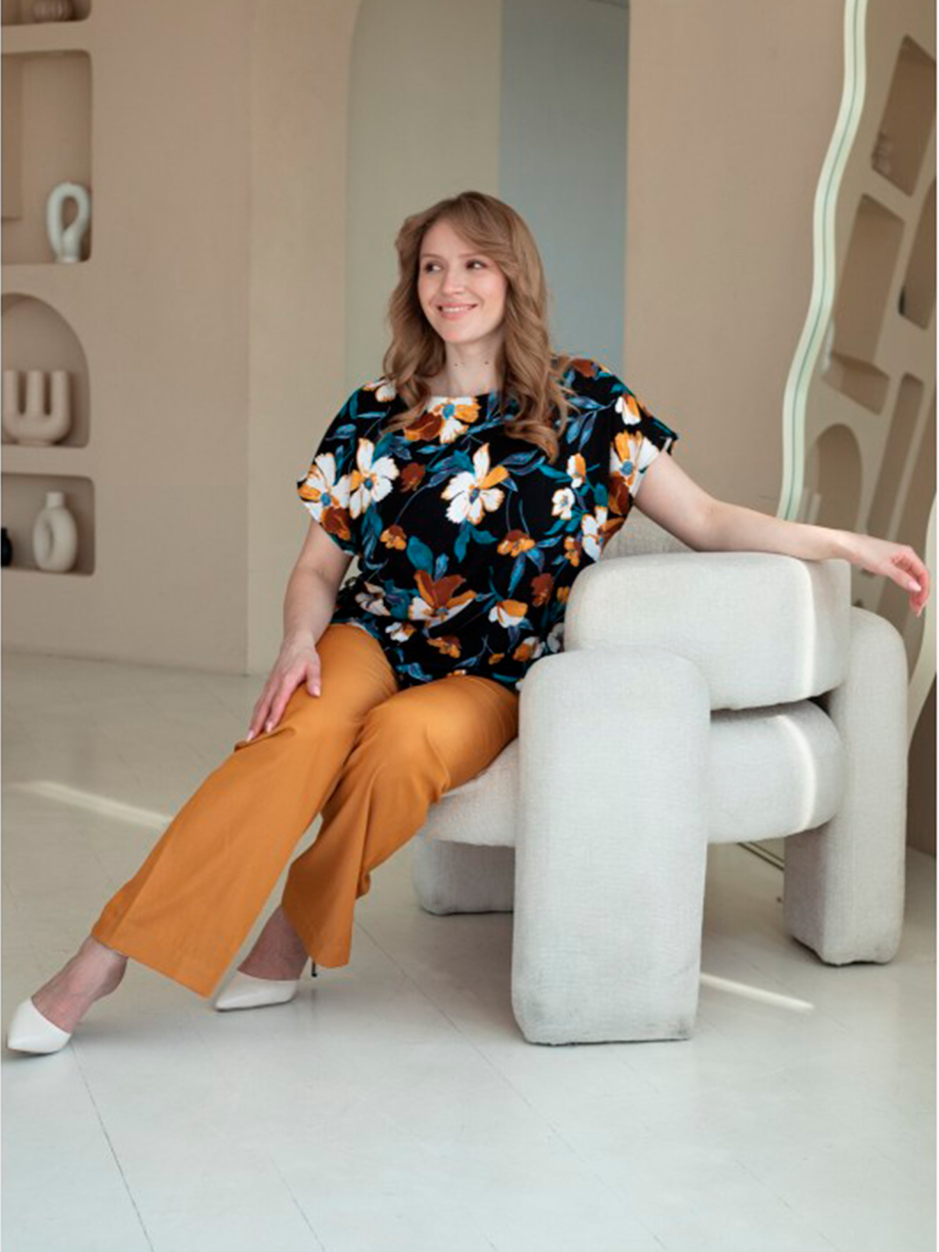 Повсякденні штани Nita модель bryuki-n1410-1-25-grchicq Фото