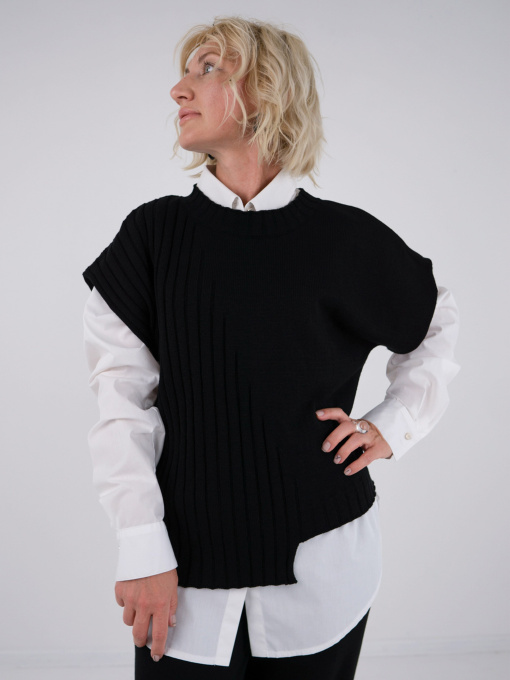 Жилет Nita модель zhilet-n2502-24-chornij Фото