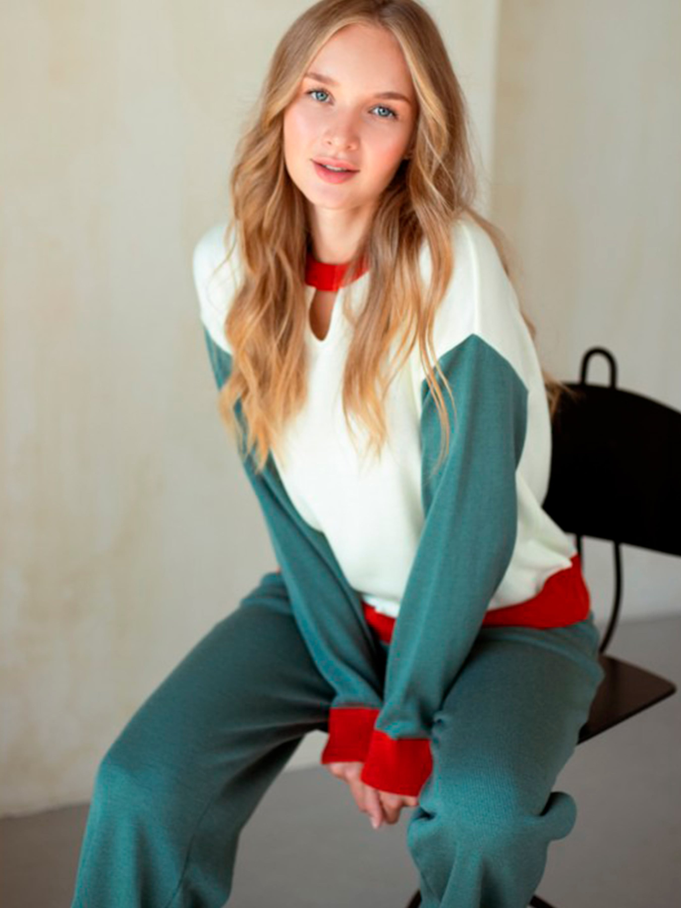 Джемпер Nita модель dzhemper-n2103-polin-blij Фото