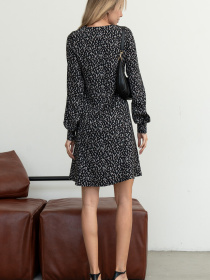Сукня міні RiMari модель 2024-chornij-print Сукня міні RiMari модель 2024-chornij-print Фото