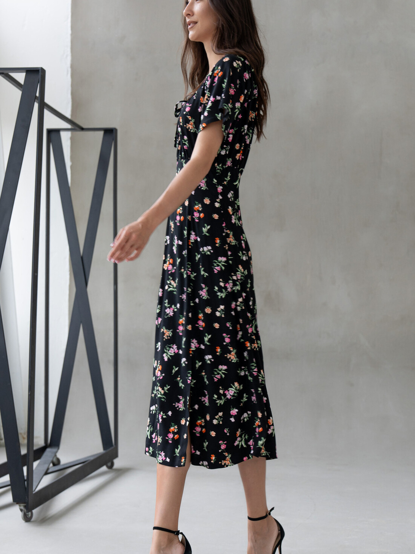 Платье миди RiMari модель 1624-chornij-print Фото