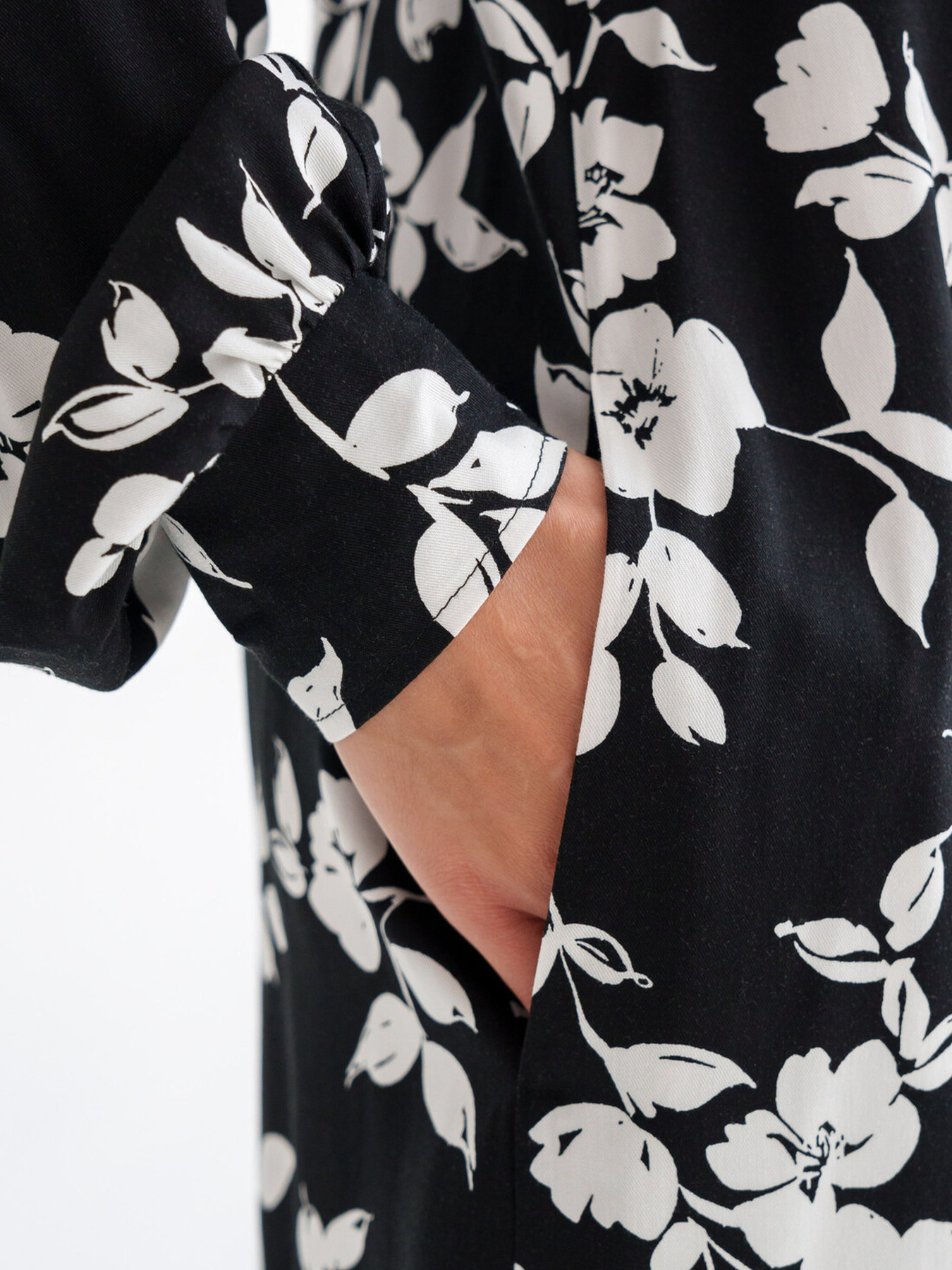 Платье миди RiMari модель 1223-chornij-z-blim Фото