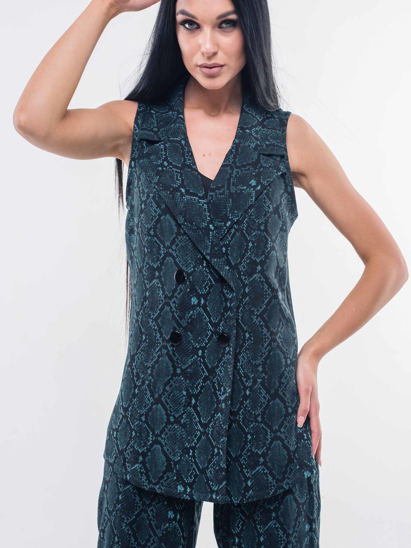 Класичний жилет RiMari модель 16-2-76-19-smaragdovij Фото