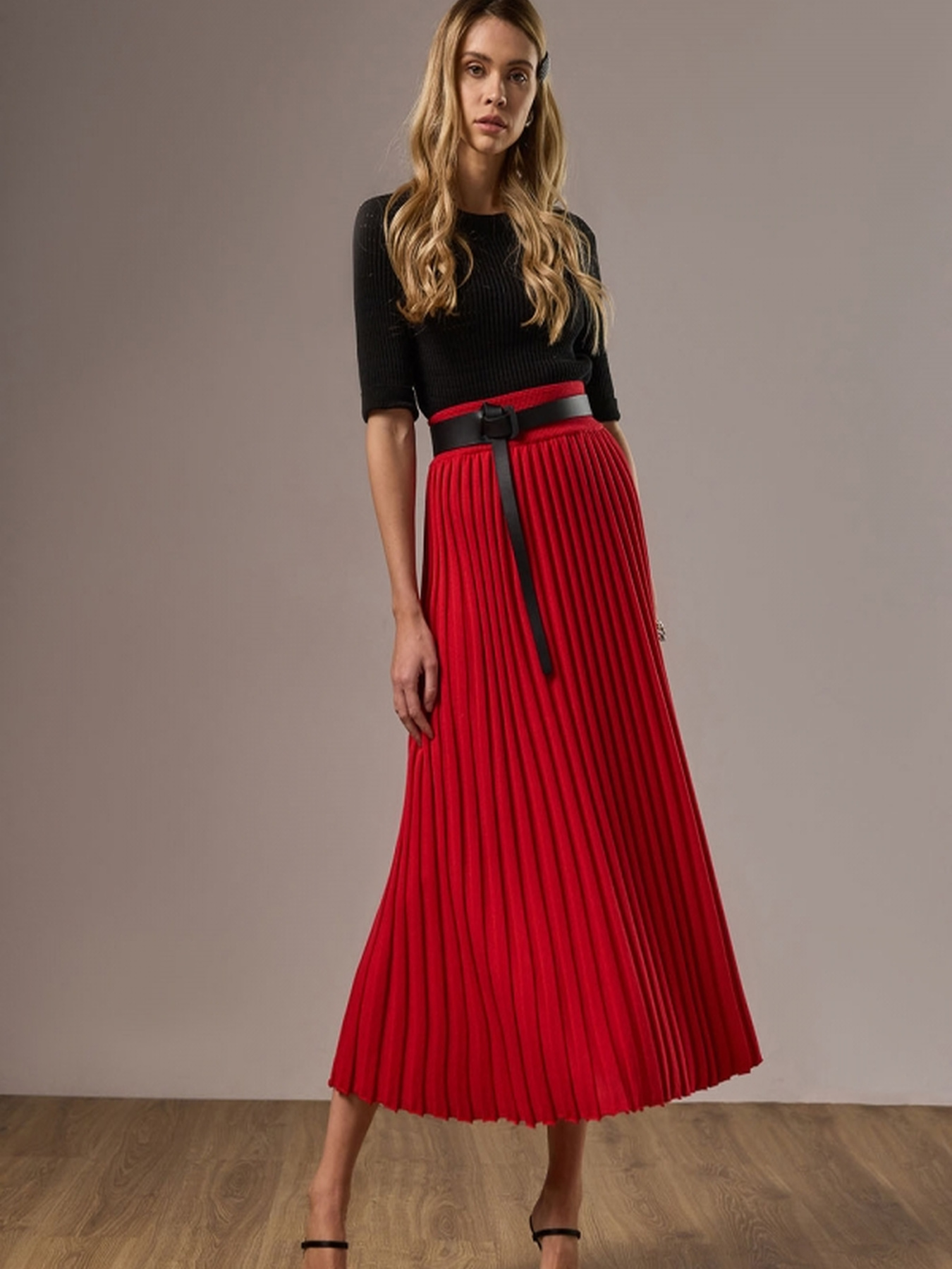 Футболка TrikoBakh модель 2735-chornij Футболка TrikoBakh модель 2735-chornij Фото