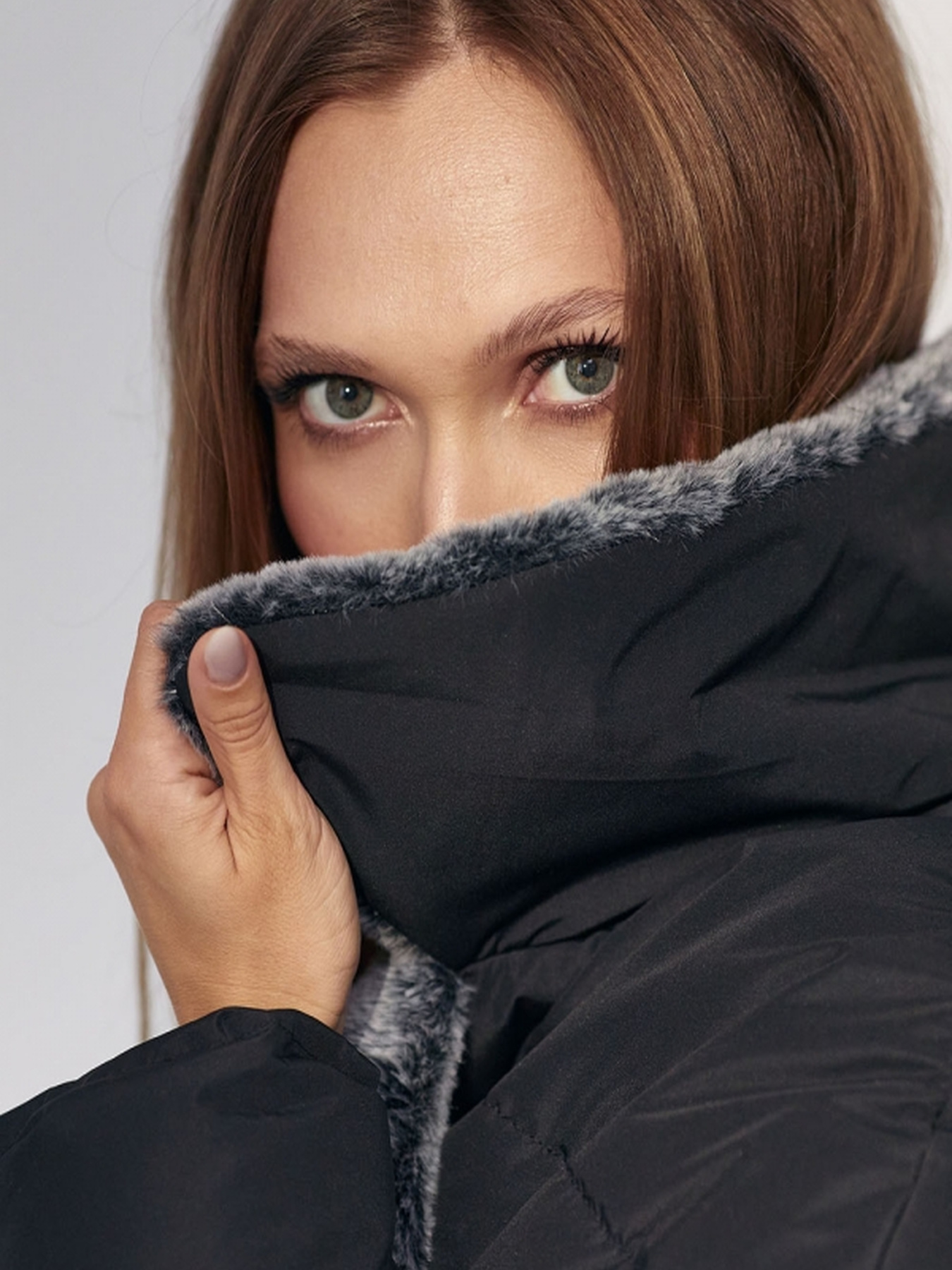 Зимова куртка TrikoBakh модель 3676-chornij-z-srim-hutrom Фото