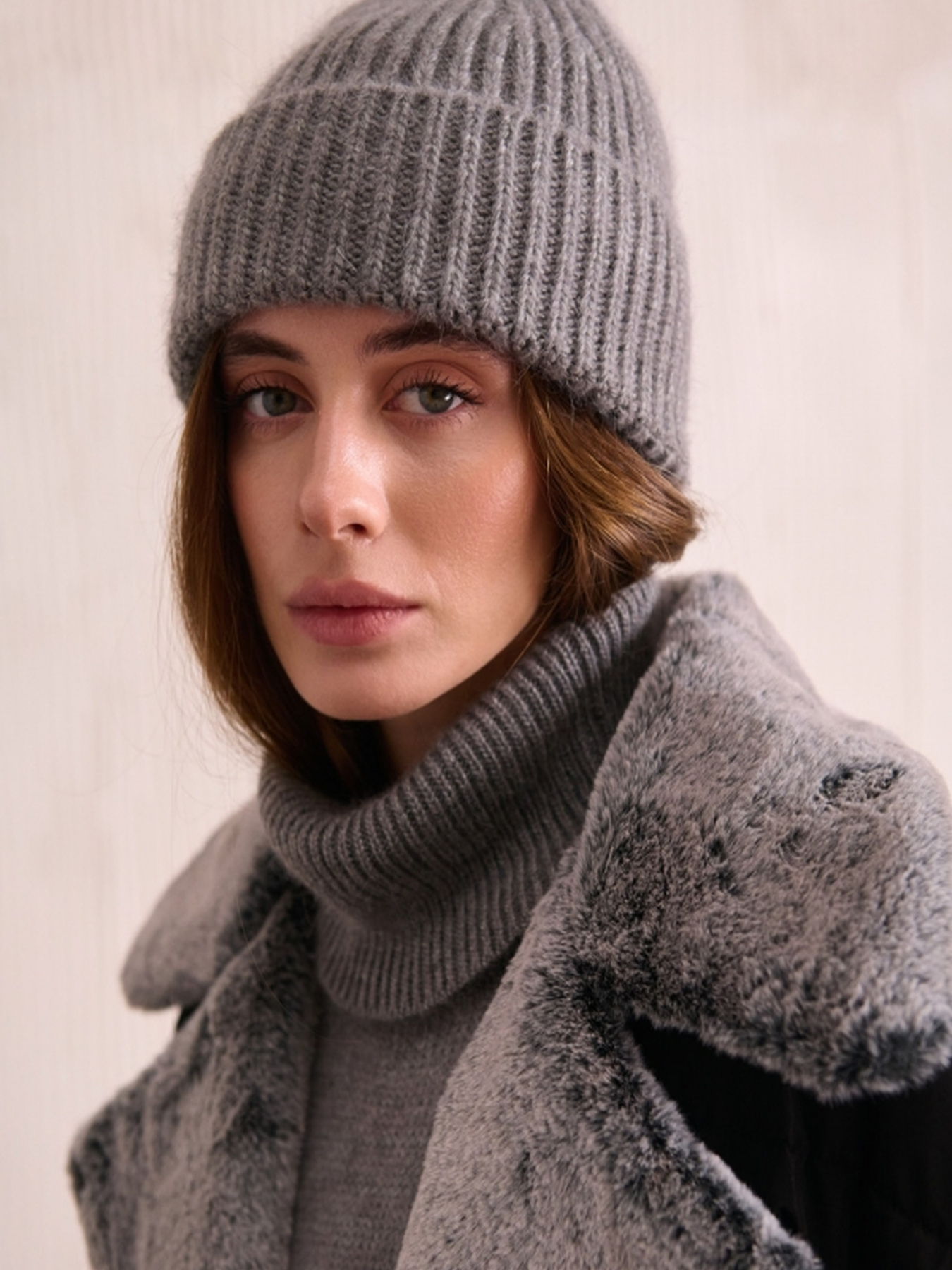 Шапка TrikoBakh модель 2817-srij Фото